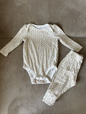 GAP Cream Floral Baby Long-Sleeve One-Piece with Pants